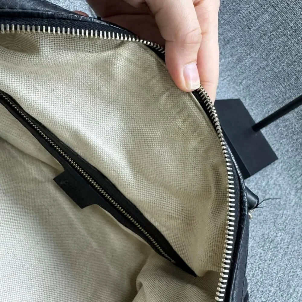 Gucci Boston Small Canvas Vintage Crossbody Bag 625-041125 - Picture 14 of 16